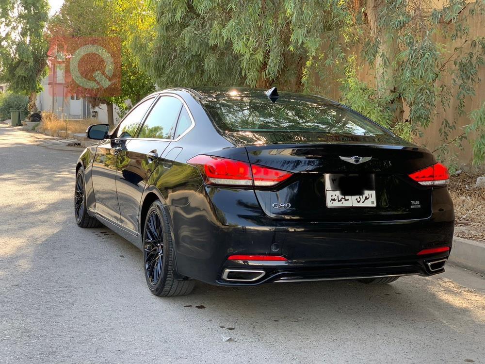 هیوندای جێنسس